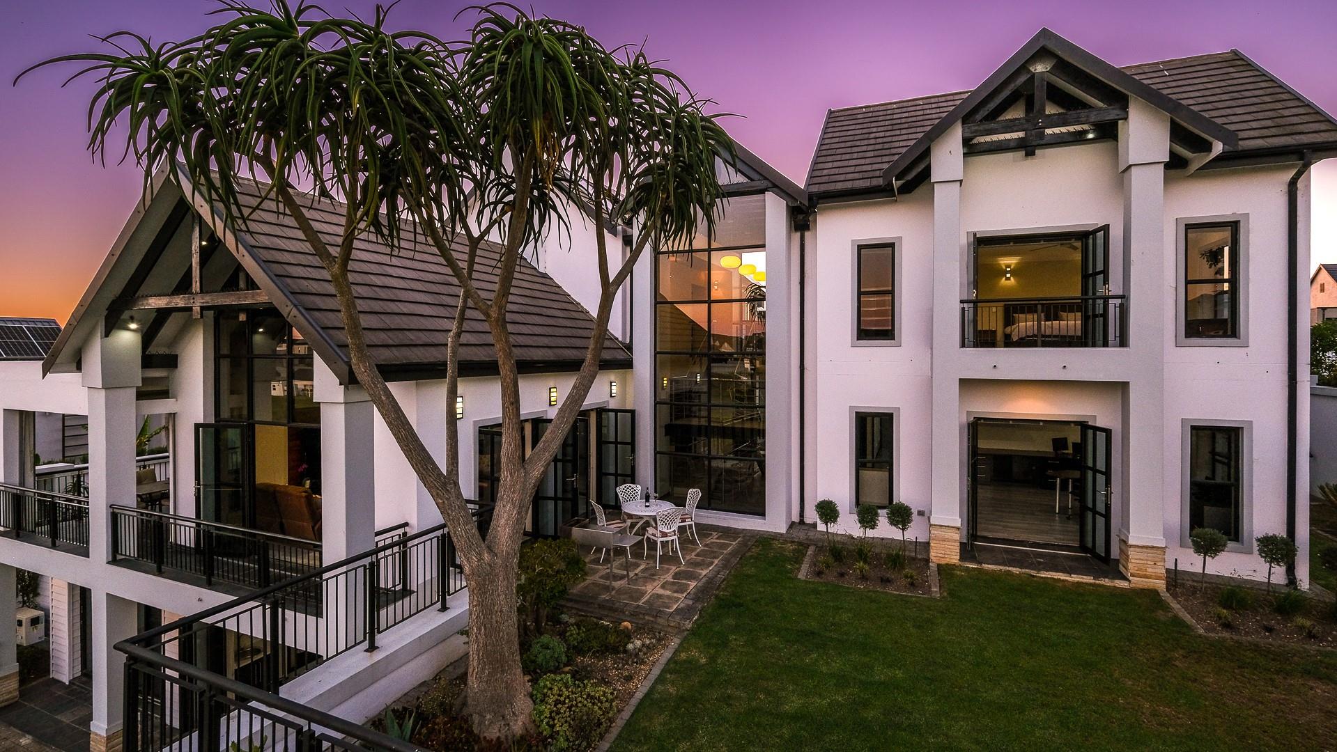 Kingswood Golf Estate Property Property and houses for sale in