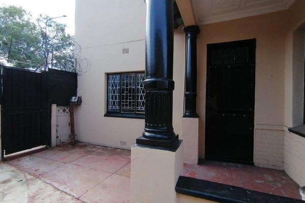 This 3 Bedroom house is on a corner stand. There is cafe on the corner and the parking ...