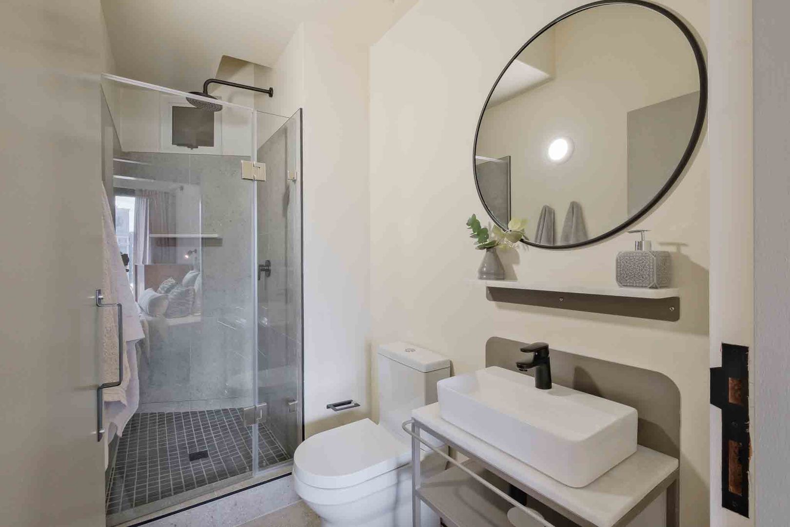 Photo of 1 Bedroom Apartment / flat to rent in Foreshore