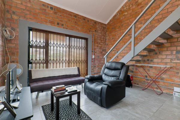 Within the safe cosy and secure complex of Newton Lofts in the popular area of 2nd ...