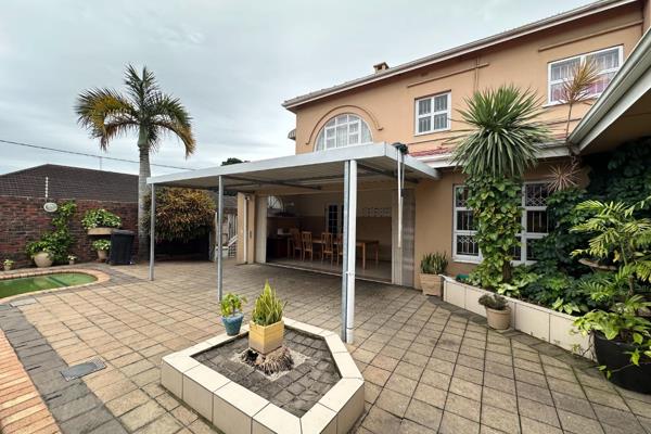 Situated in a prime location in Musgrave, this splendid double-Storey house stands as a ...