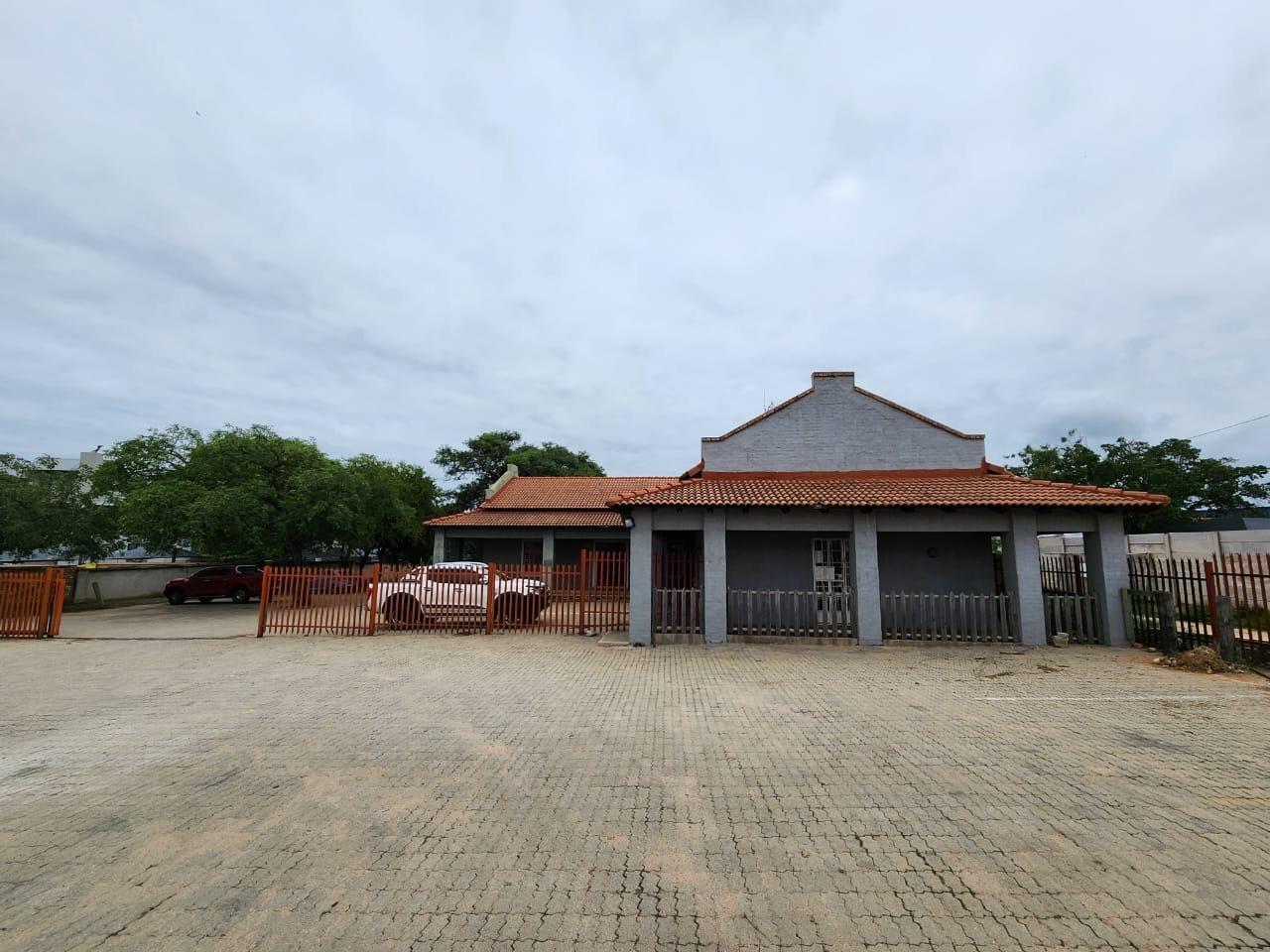 Commercial property to rent in Hoedspruit
