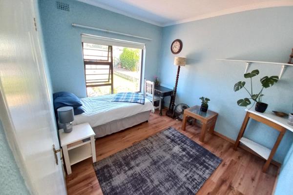 Available from 1 December 2024.
A single furnished, sunny, bedroom for rent in large ...