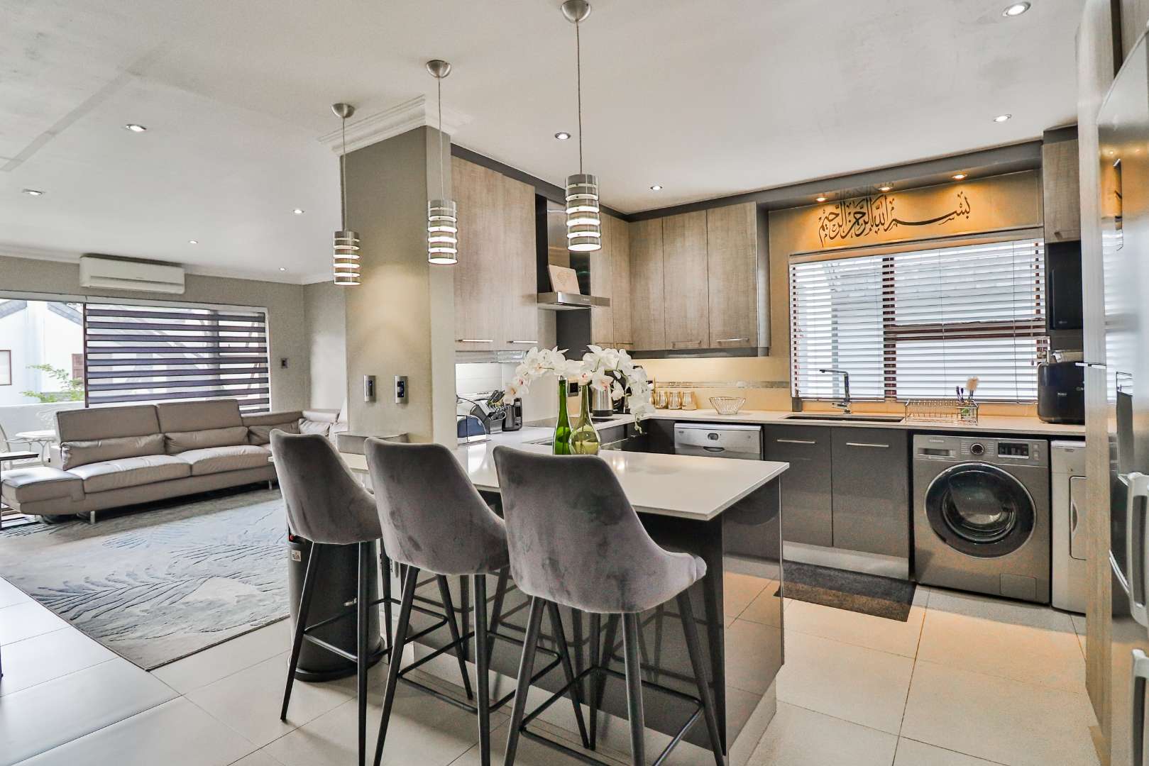 2 Bedroom Townhouse for sale in Lakefield P24113779398