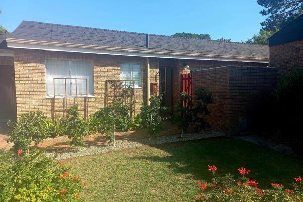 2 Bedroom Unit available to rent in Die Bo Rand.
1 Bathroom, open plan kitchen/living ...