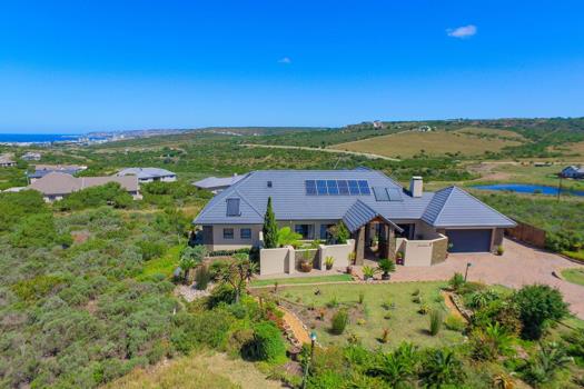 5 Bedroom House for sale in Num Num Cape Estate