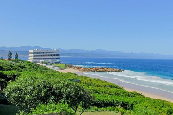 SOLE MANDATE

Properties are rarely for sale on Beachy Head Drive, fondly known in Plett as “Millionaire’s Row” where its prime ...