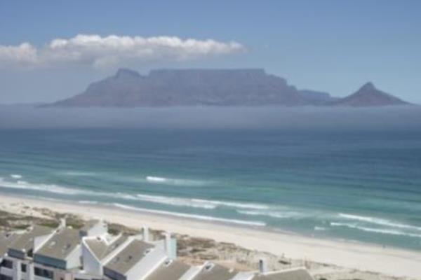 Seller says.....Sell it!!!!!
Offers r3.5mln+......Submitted!!!!!

This stunning luxurious fully furnished beachfront apartment ...