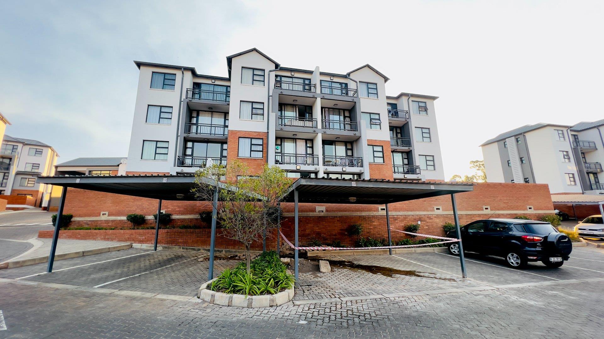 2 Bedroom Apartment / flat for sale in Lombardy Estate 4 Graham Road