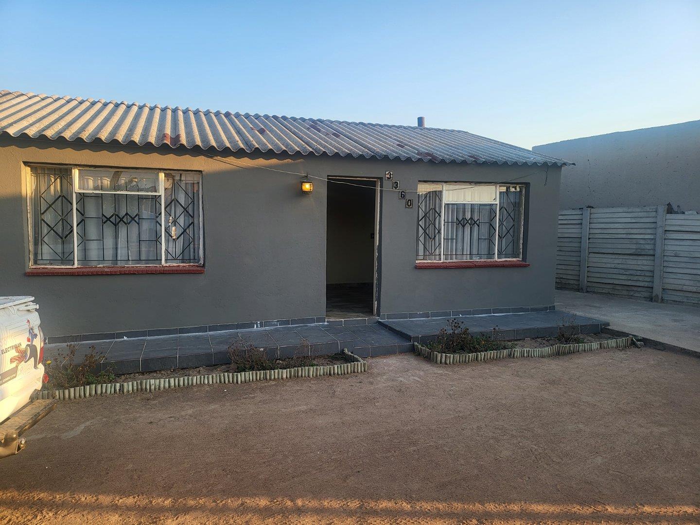 2 Bedroom House to rent in Seshego B P24113796807