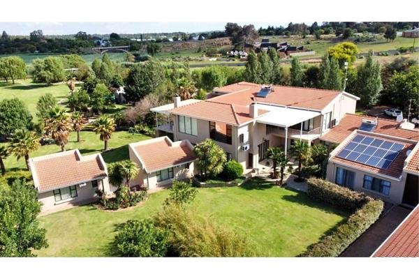 Welcome to this exquisite luxury entertainer&#39;s dream property situated on the scenic banks of the Vaal River. This architectural ...