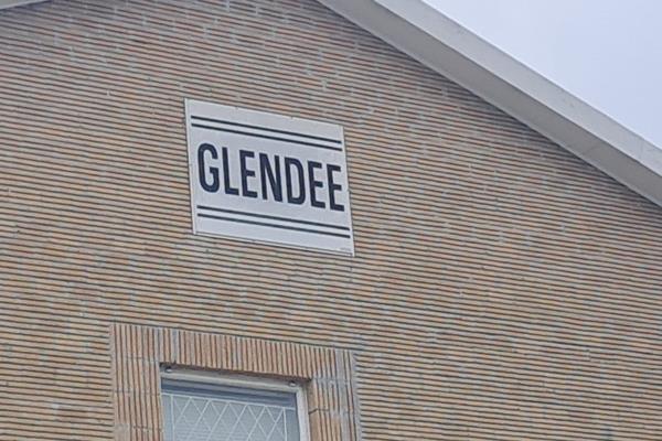 Exclusive dual mandate.

Glendee is in a quiet section of Cotswold.

This is a very ...