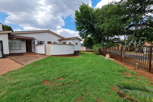 House for Rent: Spacious 4-Bedroom Home with Modern Garden

Looking for a spacious ...