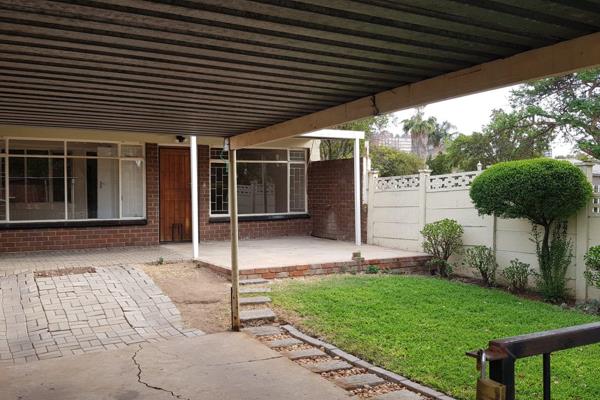 Located in the charming suburb of Rietfontein, this spacious apartment offers the perfect blend of comfort and convenience. Boasting ...