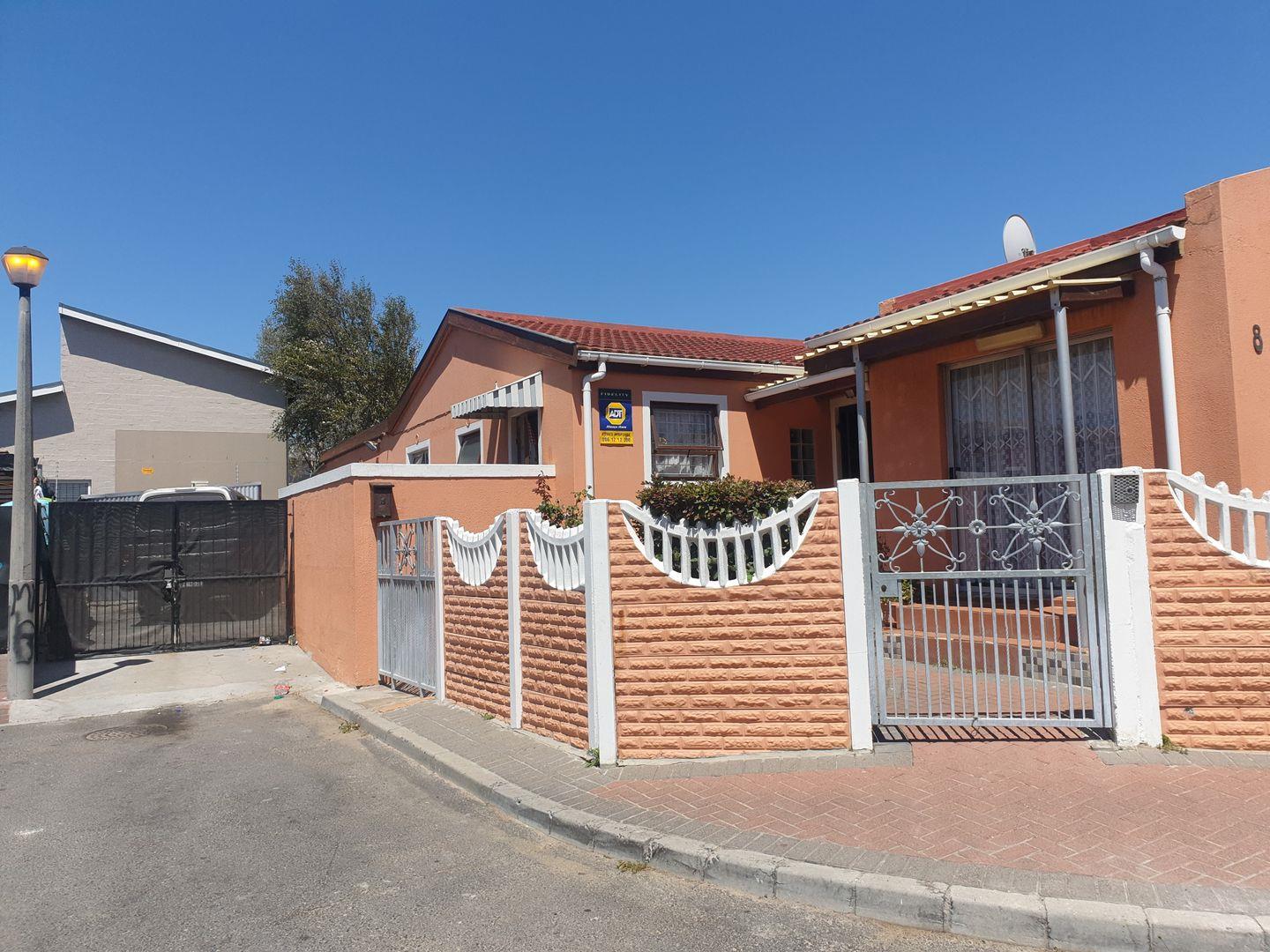 Houses For Sale In Cape Town Cape Town Property Property24 Com   323373924