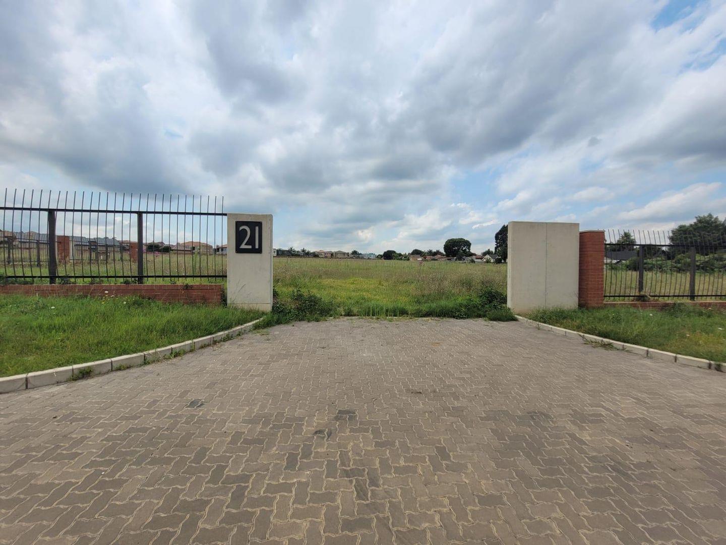 Vacant land / plot for sale in Glen Marais Stand 21 Glen Eagle Office