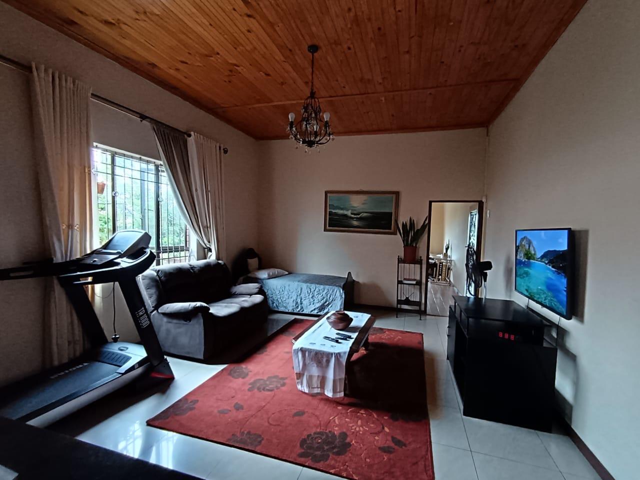 Montclair, Durban Property Apartments / flats to rent in Montclair