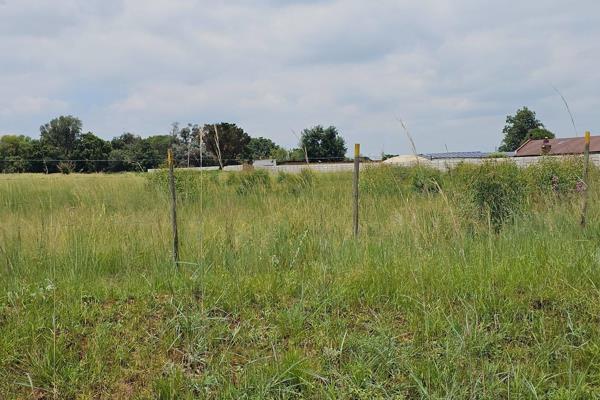 This vacant stand is situated on the R104 exactly 700meters from the crossing from Bronkhorstspruit.

Currently this is the last ...