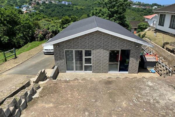 MAKE IT HAPPEN PROEPRTY Brings you a newly renovated 4 bedroom, 2 bathroom in on Shiner Place, in Newlands East. This home has a lovely ...