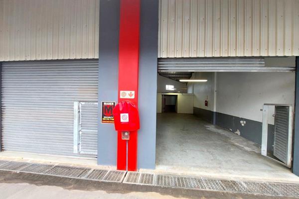 In the bustling suburb, Shelly Beach, you will find this double volume light industrial unit. It is ideal for a workshop, mixed use ...