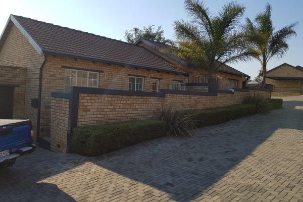 ***Investment opportunity tenants in place paying R8000 rental  

Perfectly positioned close to all the good schools and shopping ...