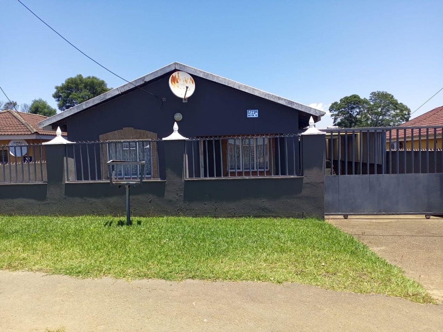 3 Bedroom House for sale in Woodlands P24113814187