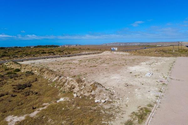 This large industrial plot in Harbor View, Industrial Area, Saldanha, with its advantageous location, zoning as Light Industrial, and ...