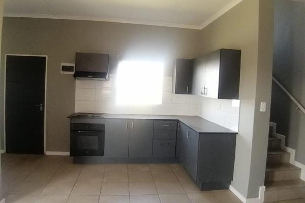 3 Bedroom house with spacious rooms.
This 3 bedrooms double storey house, kitchen ...