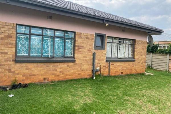 Nestled in one of the sought after suburbs of the friendly city of Kempton Park ,this ...