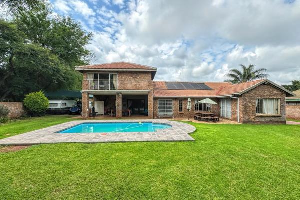 Attention Family Man or Entertainer!!!

Your Dream Home Awaits in Serene Bushveld Living in sought-after Montana Landgoed!

Are you ...