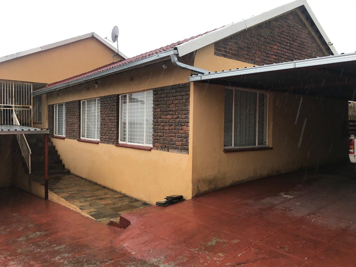 4 Bedroom House for sale in Newlands P24113825285