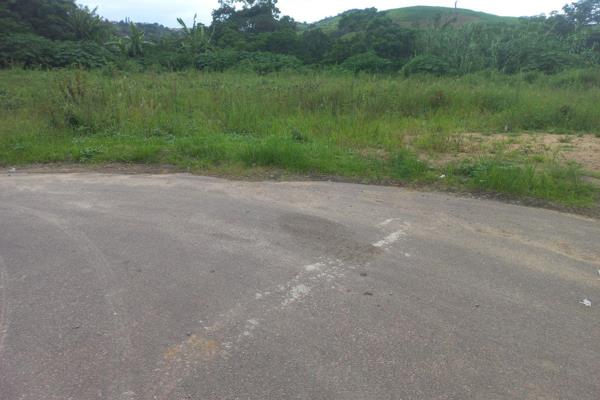 Large vacant land to build a home of your choice.
Situated in Goldenvale Umzinto