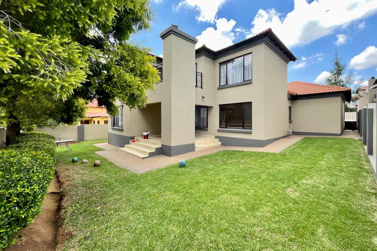 Thatchfield Estate Property Property and houses to rent in