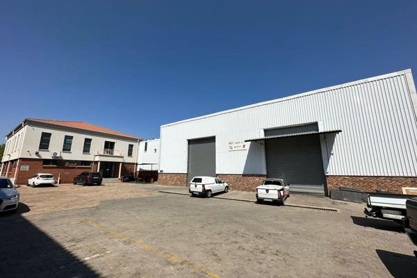 Well kept, exceptionally neat property consisting of approximately 1,000sqm of warehouse and approximately 600sqm office space. This property is set on a 3,204sqm stand. There are two roller shutter doors allowing for easy ...