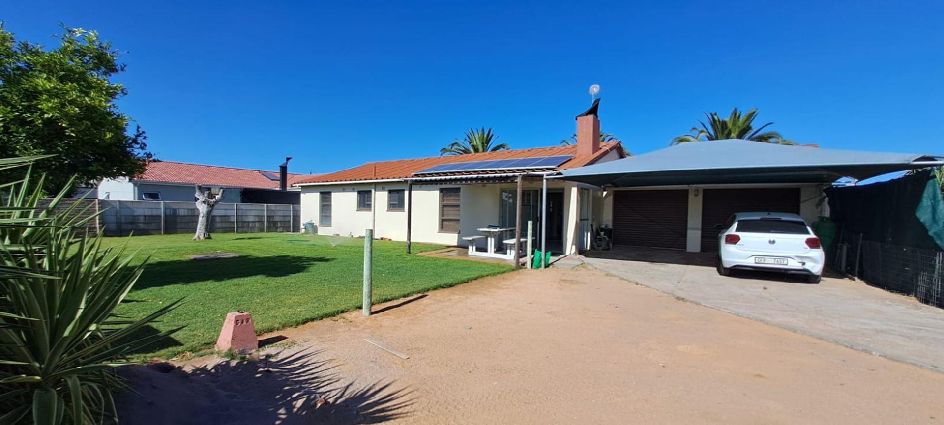 2 Bedroom House for sale in Laaiplek 6a Dahlia Avenue P24113835537