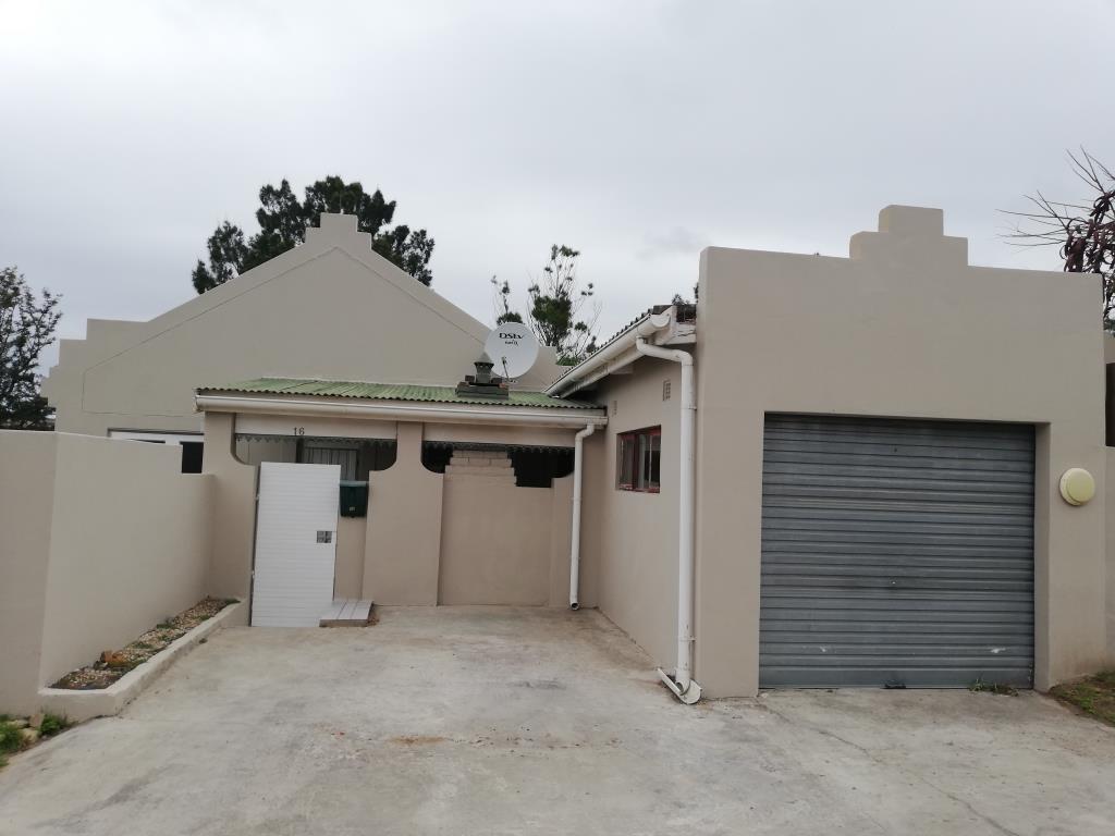 Nahoon Valley Park Property Townhouses to rent in Nahoon Valley Park