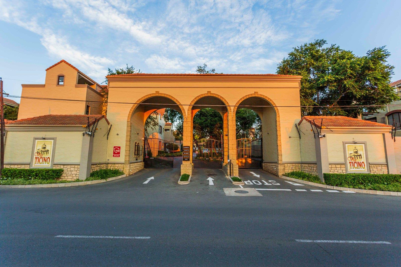 2 Bedroom Apartment / flat for sale in Douglasdale 2000 Hornbill Rd