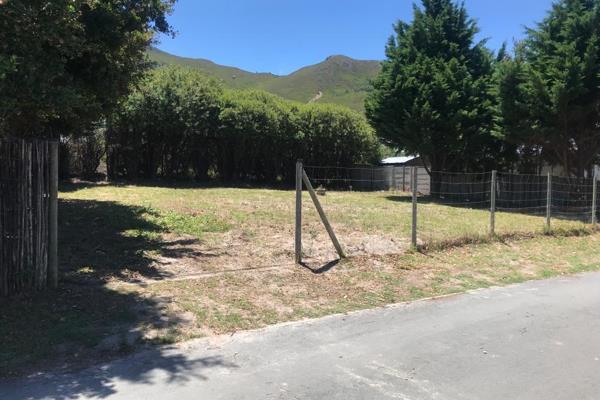 Grab this rare opportunity in Onrus to buy a vacant plot and build your dream home. This ...