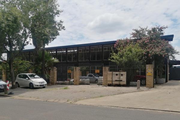 Modern factory in prime location in Koedoespoort Industrial, with direct exposure to ...