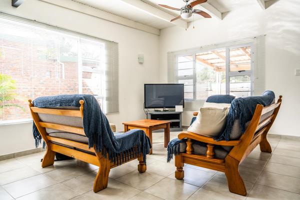 Exclusive beach access

With only a 2 minute stroll from this home onto an exclusive boardwalk leading to our prestigious coastline. ...