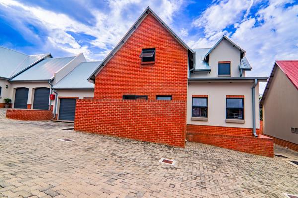 3 BEDROOM TOWNHOUSE FOR RENT IN HERITAGE HILL ESTATE

OCCUPATION: 01 March ...