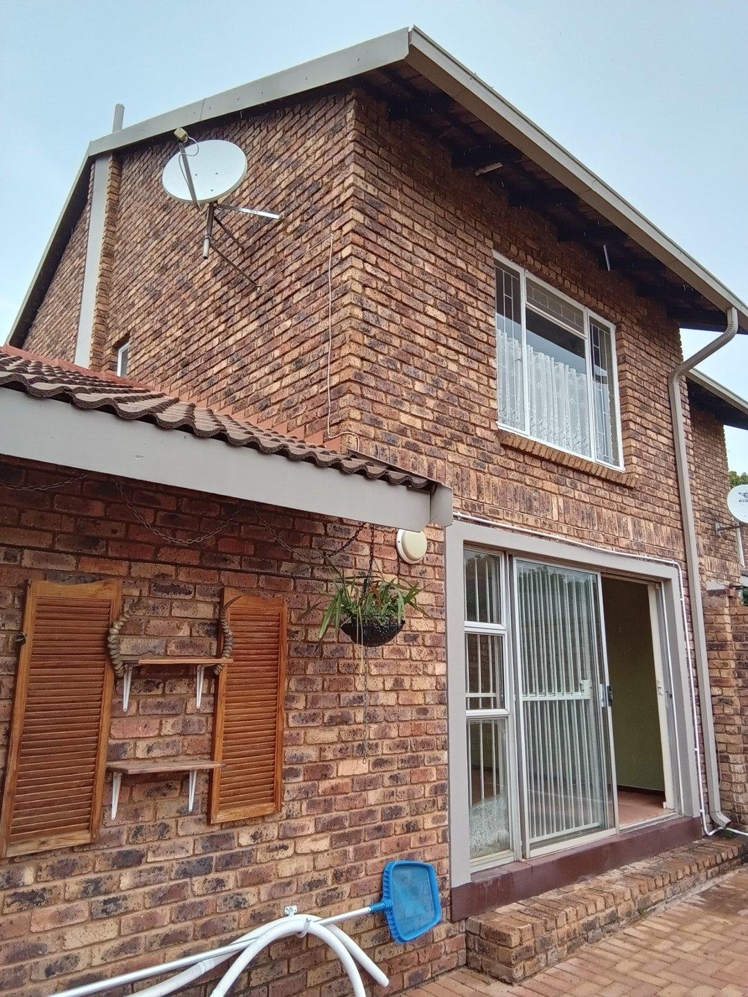 2 Bedroom Townhouse for sale in Wingate Park P24113851125