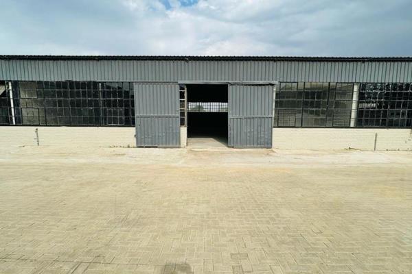 Modern mini industrial unit measuring 350sqm situated in a 24 hour secure business park ...