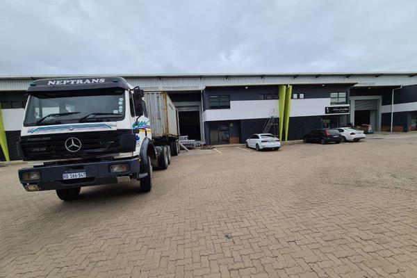 Prime Industrial Unit in Cornubia with 6 Parking Bays Available for Lease 

Discover the epitome of modern industrial convenience in ...