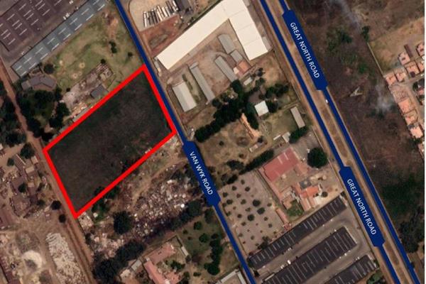 This phenomenal, vacant patch of land measures 2ha (20,000sqm) and is available for ...