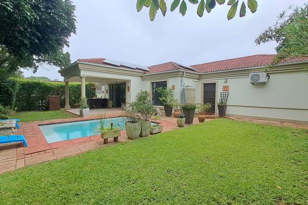 Nestled within a picturesque complex in the heart of Ballito, this 3-bedroom residence embodies the perfect blend of luxury ...