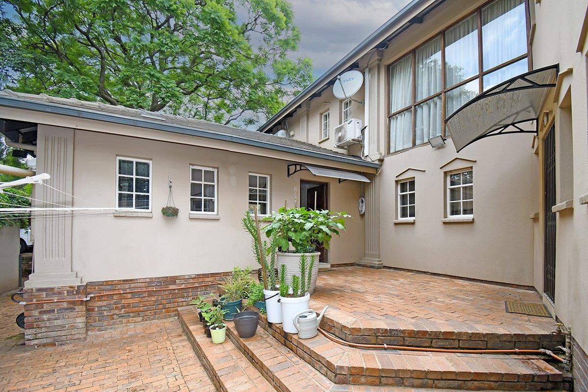 Constantia Kloof, Roodepoort Property Houses to rent in Constantia