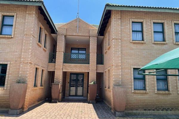 This prime unit measuring 600sqm at Thandanani Office Park is for sale.  The offices in ...