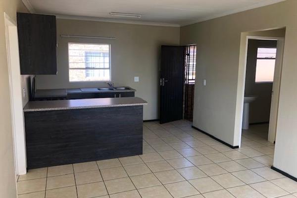 Available 1 March 2025
2 good sized bedrooms with lots of cupboards
The bathroom has an ...