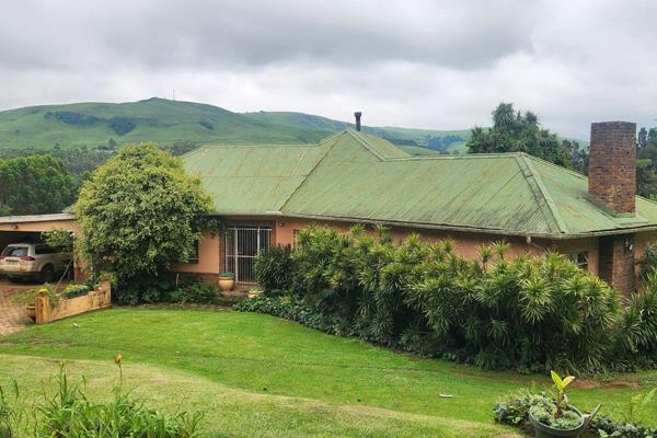 COUNTRY LIVING AT IT&#39;&#39;S BEST

VAT INCLUDED : What a remarkable chance to own your very own 12-hectare farm, featuring 5 ...